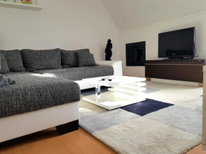 Apartment am Südpark Erfurt - inkl Garten mit Sitzlounge - zentrumsnah in Erfurt, Erfurt